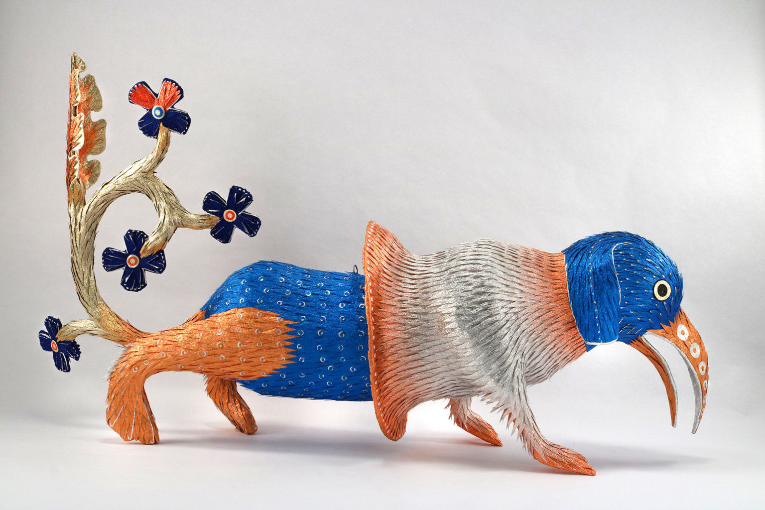 RobertoBenavidez 1 arte escultura artesanía IlluminatedPiñata fantasía criaturas color 3D