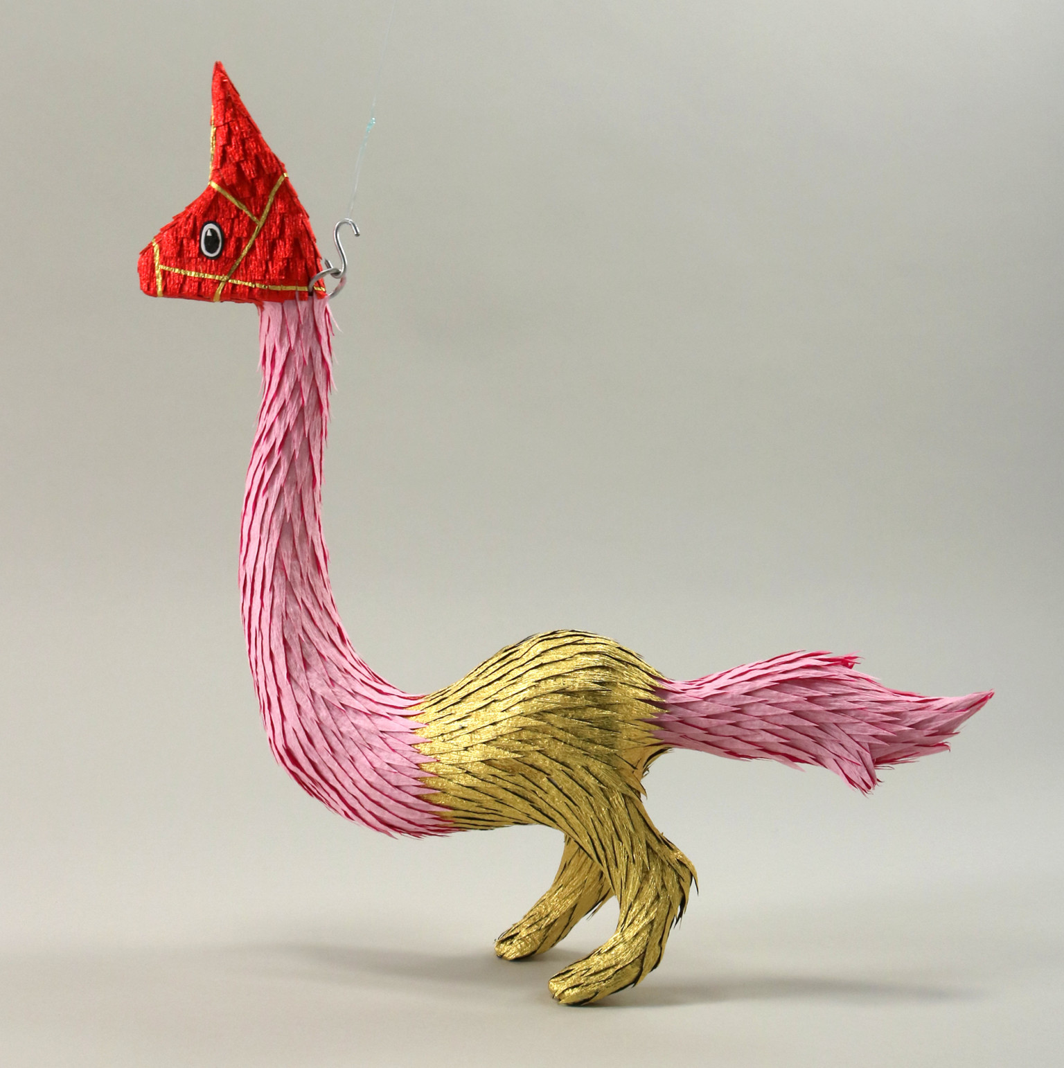 RobertoBenavidez 4 arte escultura artesanía IlluminatedPiñata fantasía criaturas color 3D