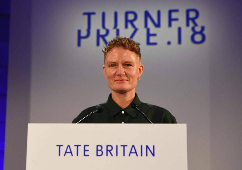 TurnerPrize 1 CharlotteProdger iPhone premio artevisual TateBritain BBC LGTB