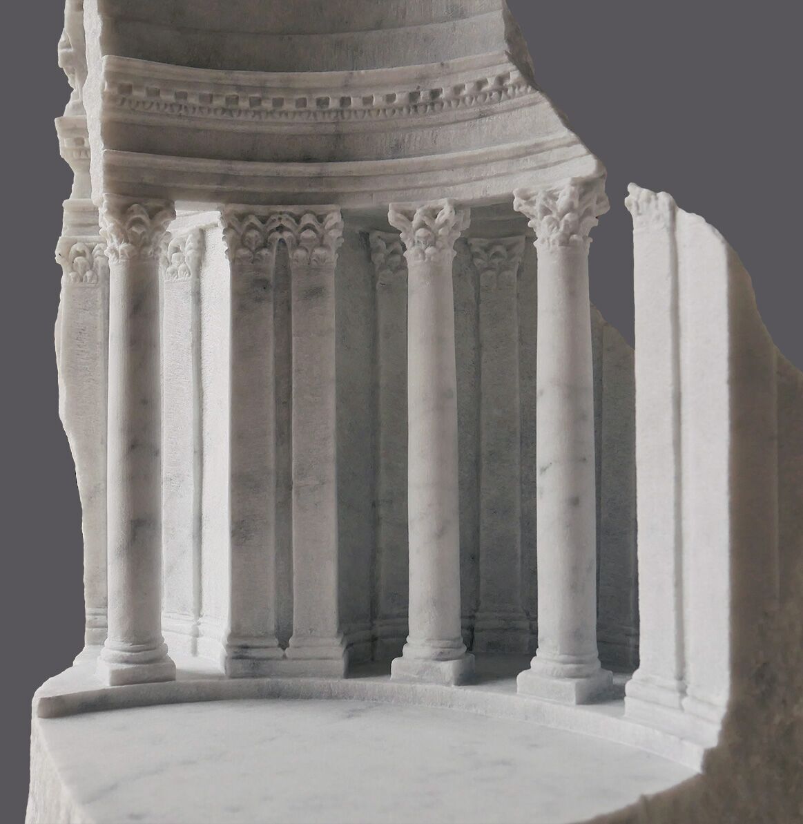 escultura miniatura Simmonds 07