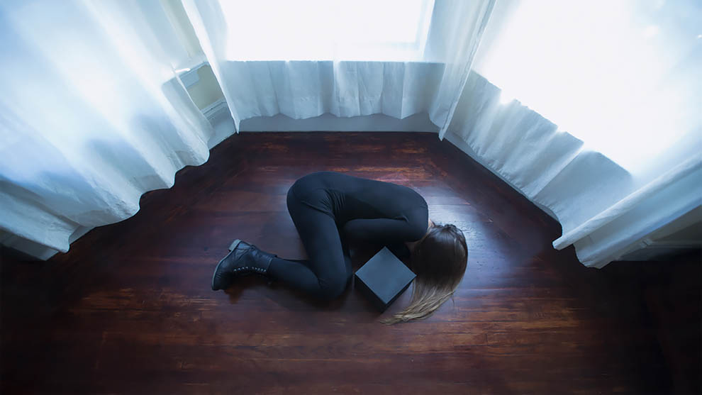 Gabriel Isak depresion 8