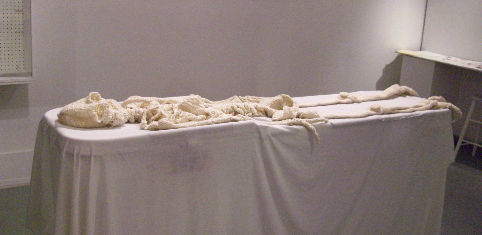 ShanellPapp 6 esqueleto anatomia artesania ganchillo escultura curiosidad