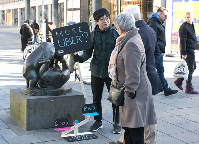 Street Debater 07