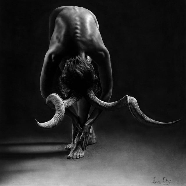 Dibujo a lápiz Jono Dry