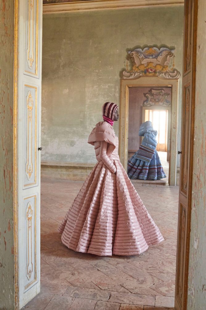PierpaoloPiccioli 4 Valentino Moncler fashion moda etnico ropa vestidos abrigos
