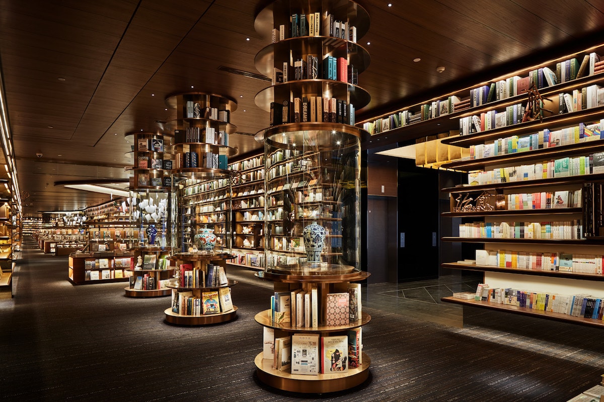 En esta biblioteca china las lámparas parecen hojas flotando en el aire21