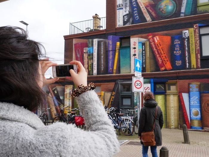 Jan Is de Man 3 Deef Feed street art intervenciones urbanas libros biblioteca 3D mural