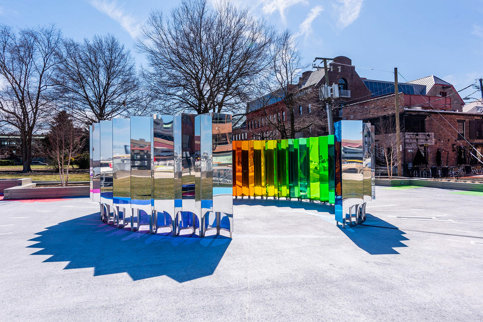 Mirror Mirror 2 SOFTLab intervenciones urbanas LED instalacion movimiento diseno