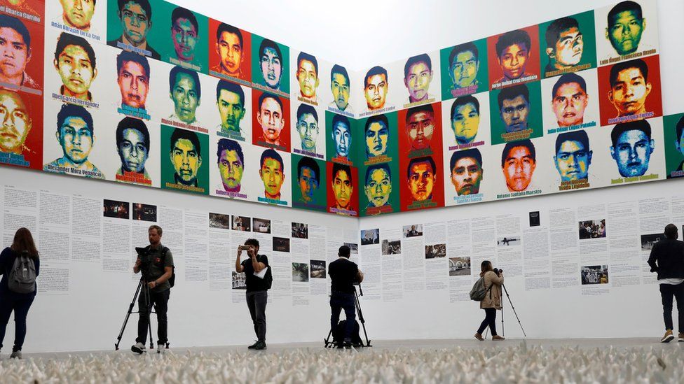 Reseting Memories 3 Ai Weiwei retratos exposicion sociedad emocional Mexico Lego