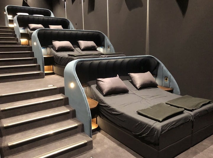 Pathe Schweiz 1 cine pelicula diseno de interiores ocio