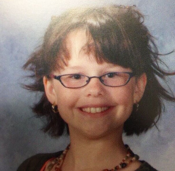 funny embarrassing childhood photos kids looking older 300 59ce06d8eca3f 605