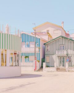 Las fotografías de viaje de Teresa Freitas parecen salidas del mundo de Wes Anderson