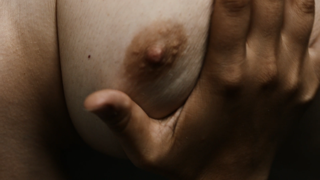 Nipples 5 Matt Lambert censura polemica Instagram cine anatomia sociedad