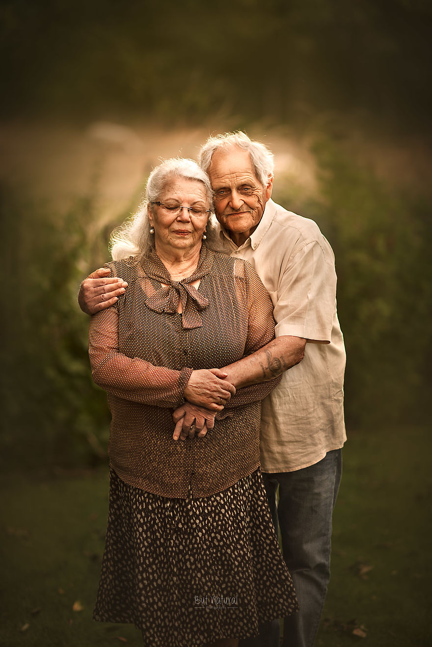 15 Fotografías De Parejas De Ancianos Que Se Demuestran Un Amor Honesto Y Puro Cultura Inquieta 