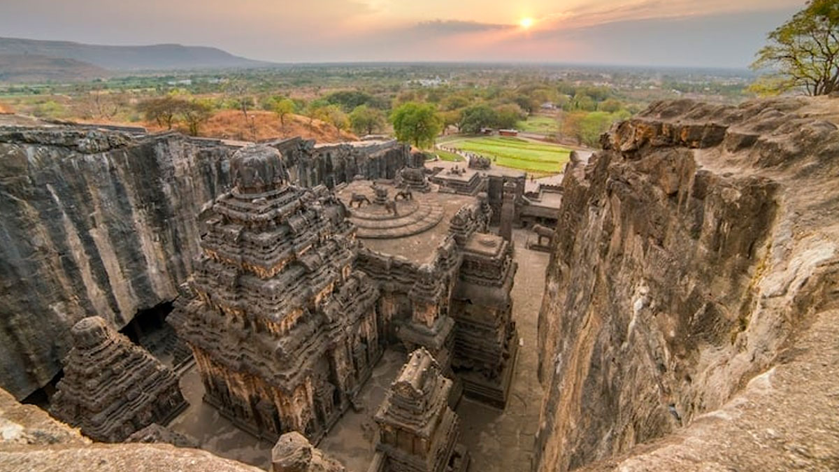 Kailasa, el impresionante templo en India tallado en el s.VIII en una sola roca