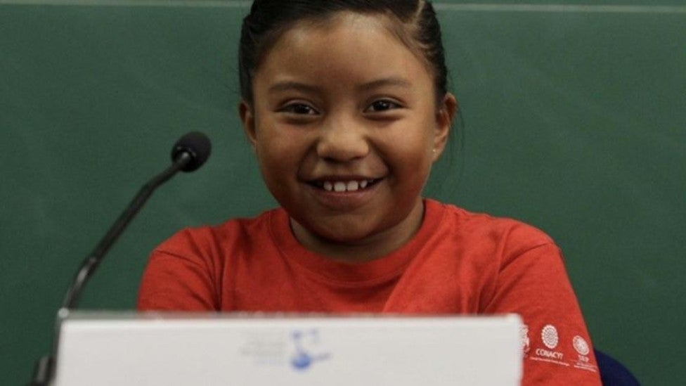 Nina mexicana de 8 años gana prestigioso premio de ciencias 1