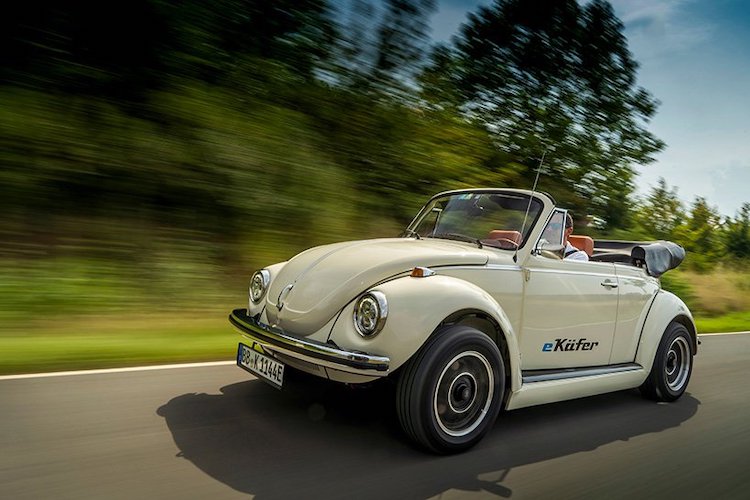 Volkswagen electrico 5 coche motor diseno vintage retro sostenibilidad