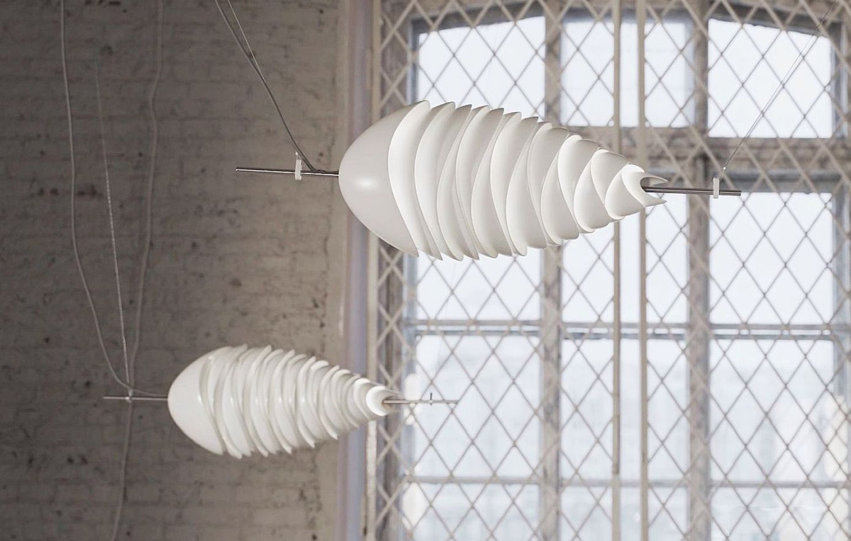 Las escultura cineticas de Julia Nizamutdinova se mueven formando ondas infinitas en bucle 1