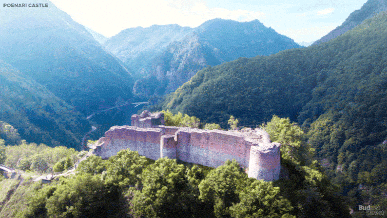 07 ruined castles reconstructed Poenari