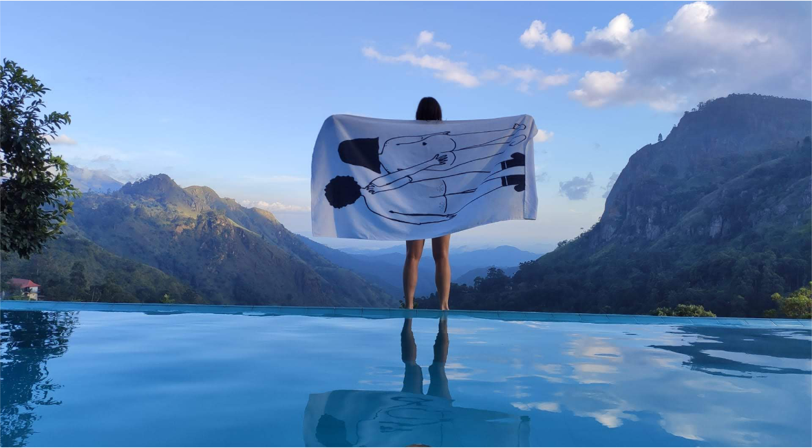 Helen B, Beachtowel