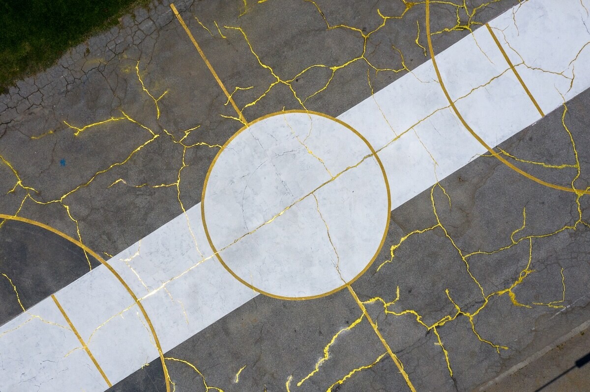 victor solomon kintsugi cancha de baloncesto