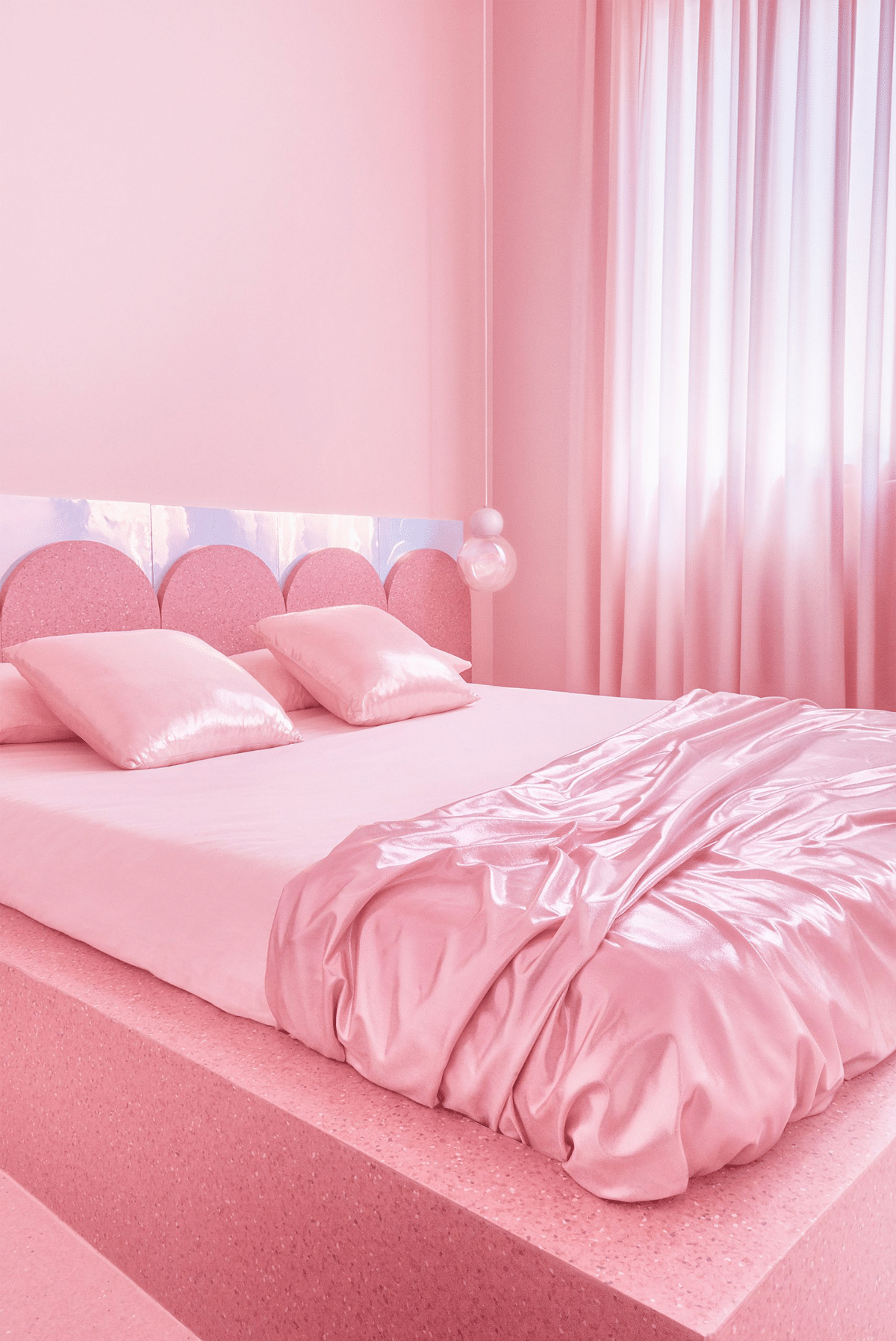 aesthetic madness all pink rental apartment madrid 7