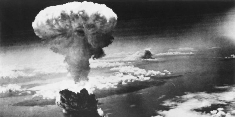 siglo xx bomba atomica e1538930025385