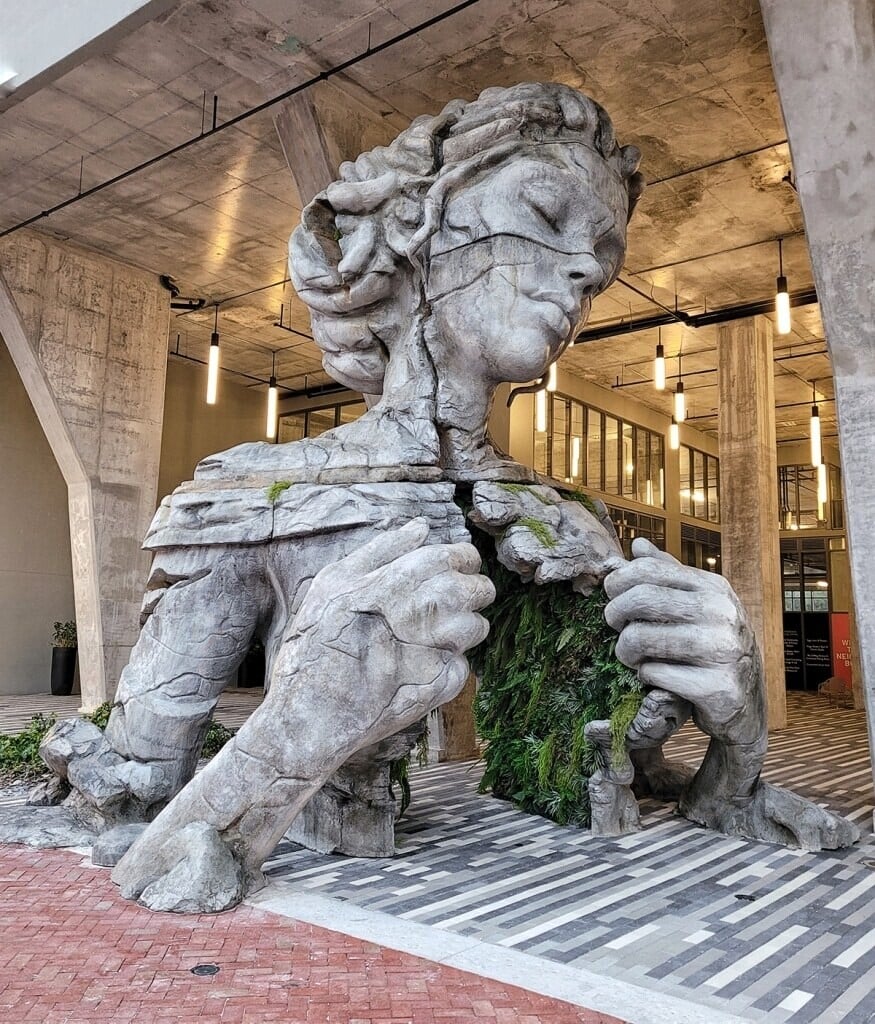 Daniel Popper escultura intervención urbana