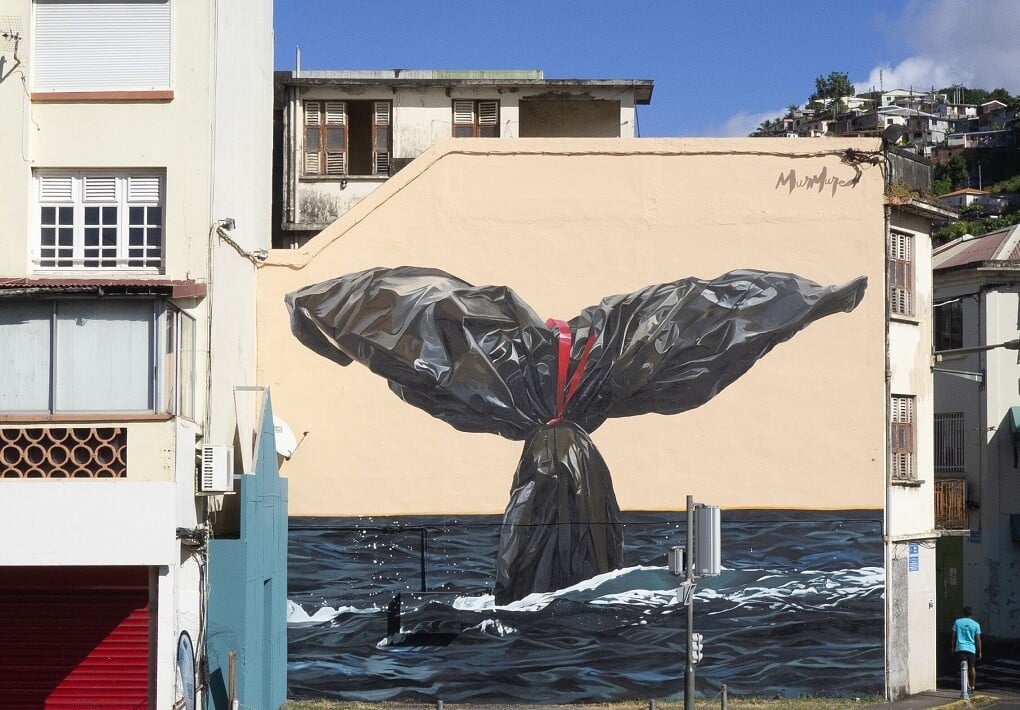 garbag tail murmure street mural arte urbano ecologia sostenibilidad 1