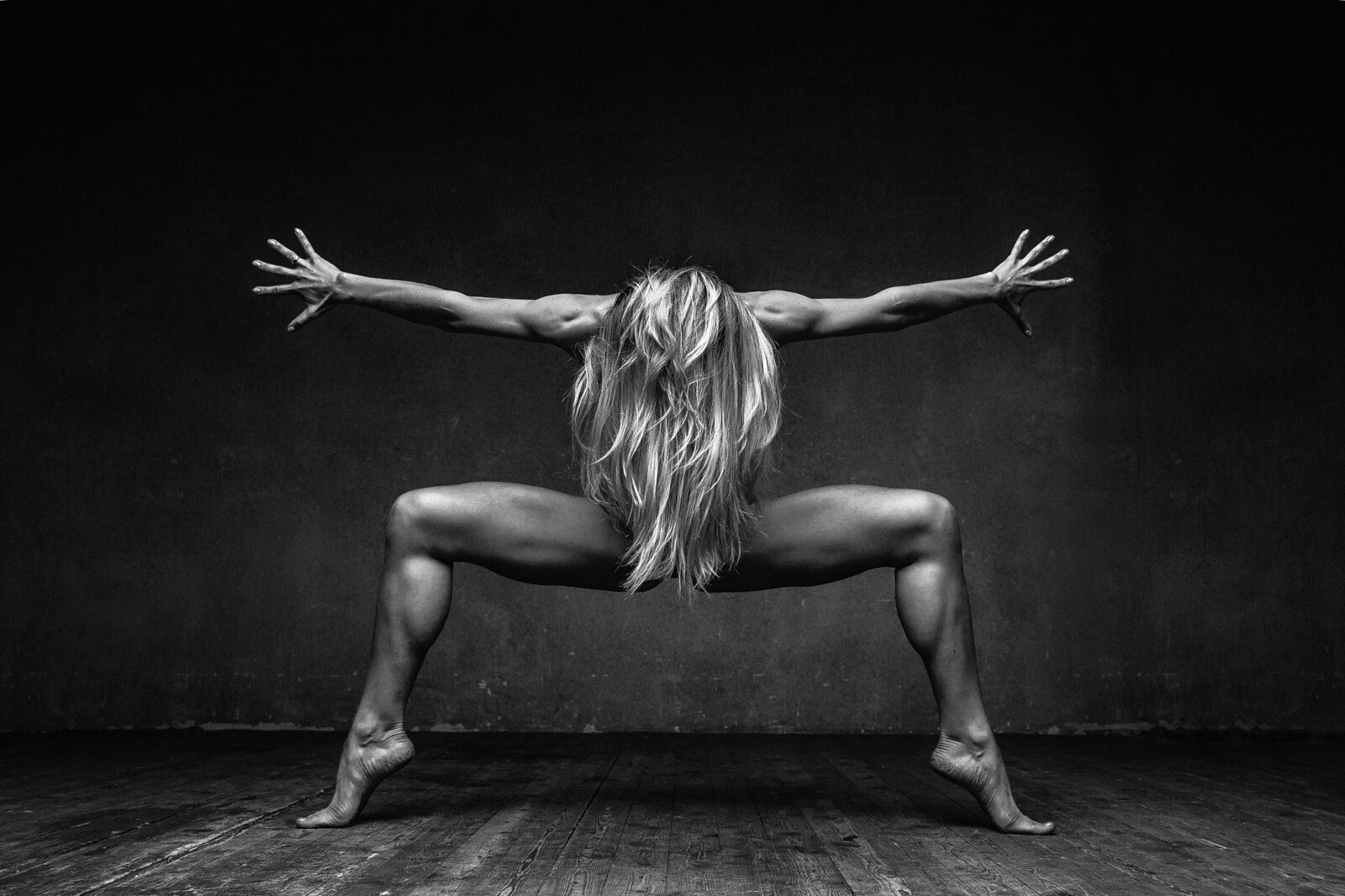 El fotógrafo Alexander Yakovlev inmortaliza la belleza y la fuerza de los cuerpos en movimiento