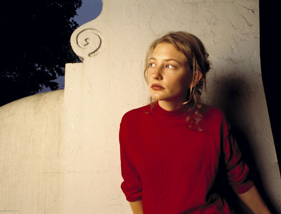 Cate Blanchett fotografiada por Robin Sellick en 1994