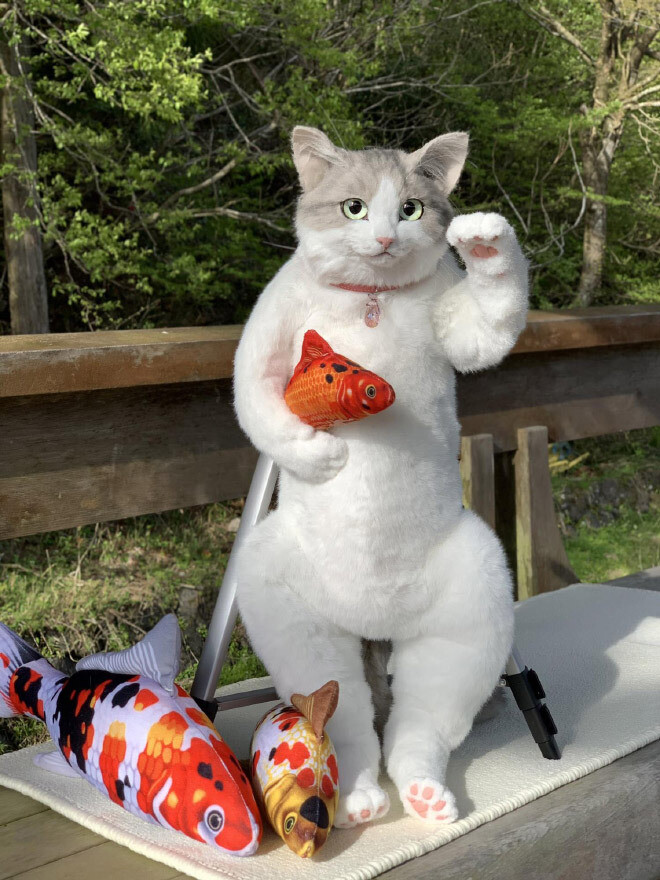 mochila gato hiperrealista japon4