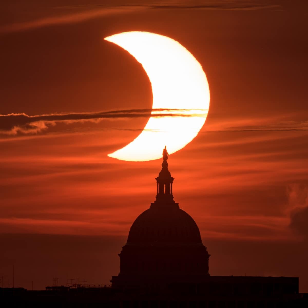 eclipse solar universo planeta fotografia bill ingalls aubrey gemignani 3