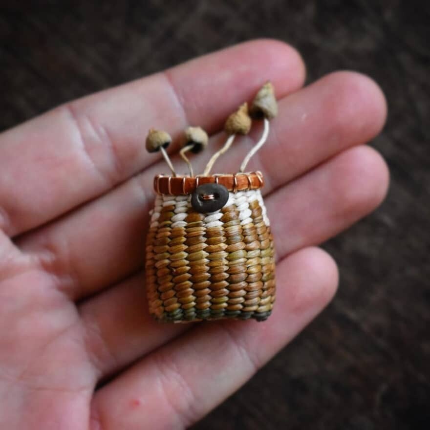 suzie grieve cestas miniatura 4
