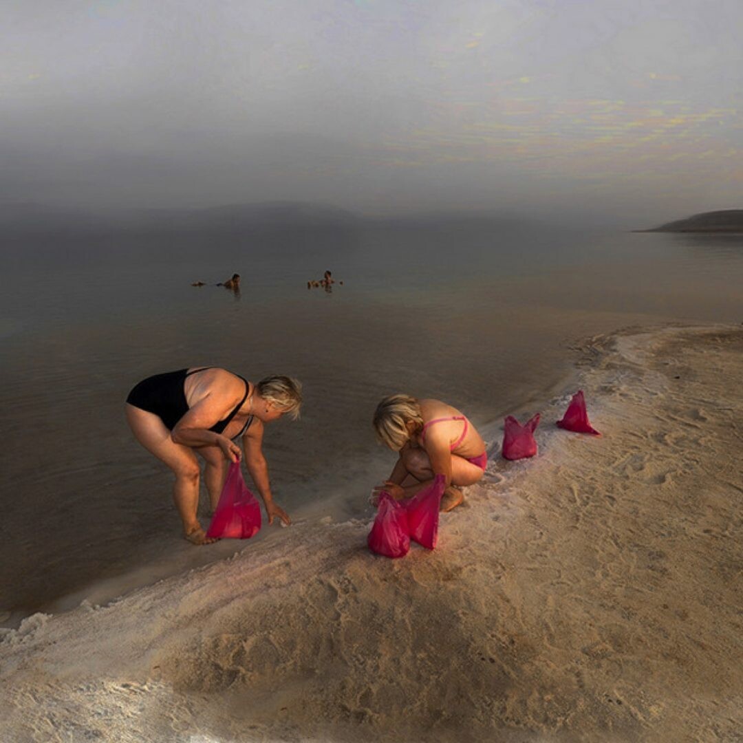 el mar muerto por el fotógrafo alexander bronfer8