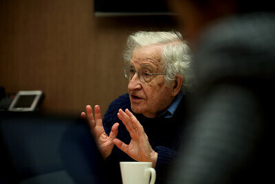 luis astudillo c chomsky
