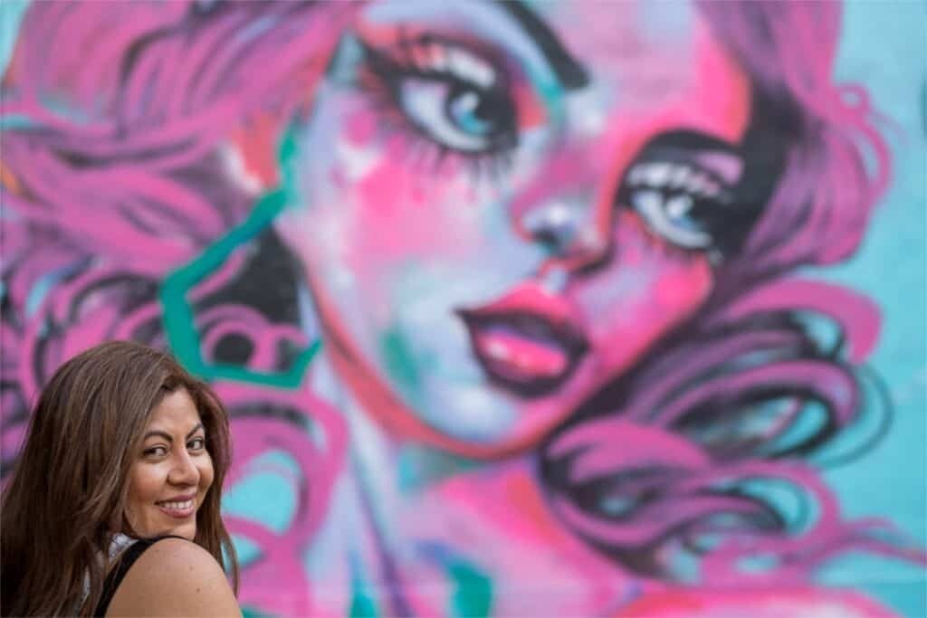 street heroines montana color documental grafiteras 6
