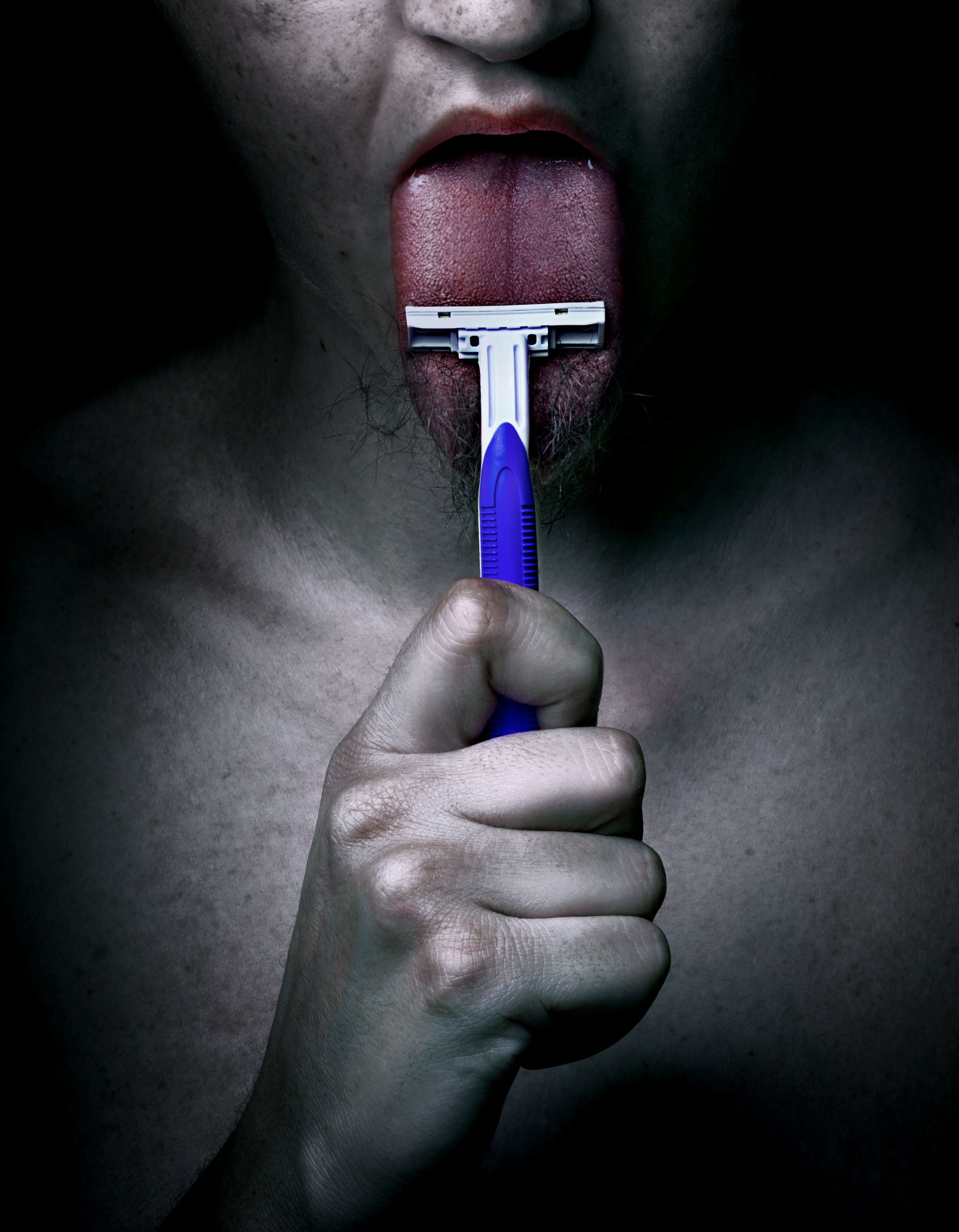 sin pelos en la lengua