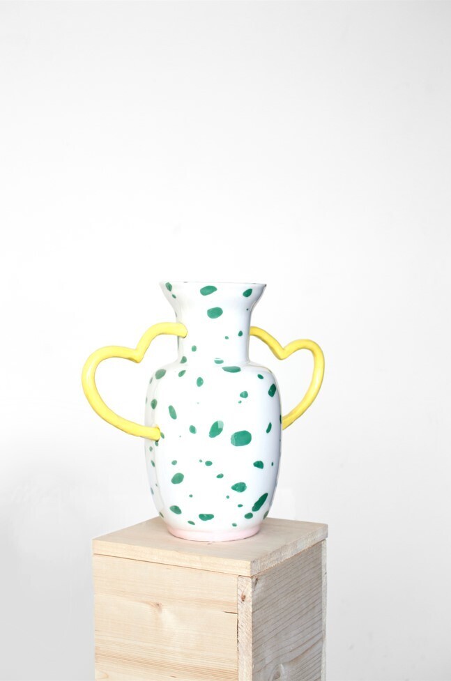 justmad art fair madrid 2022 emergente feria little corazon ceramica esmaltada brillo
