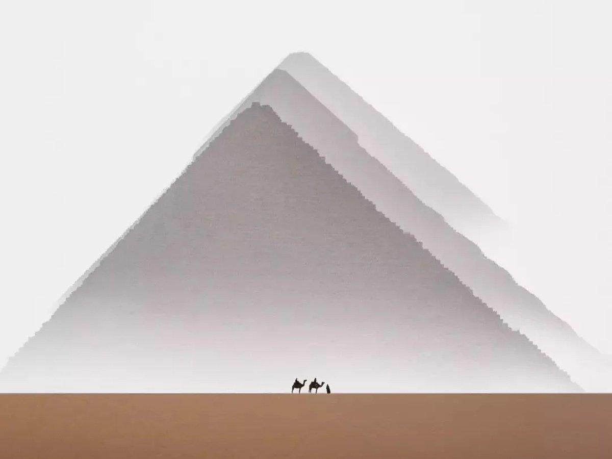 El fotógrafo egipcio Karim Amr retrata la majestuosa soledad del desierto faraónico