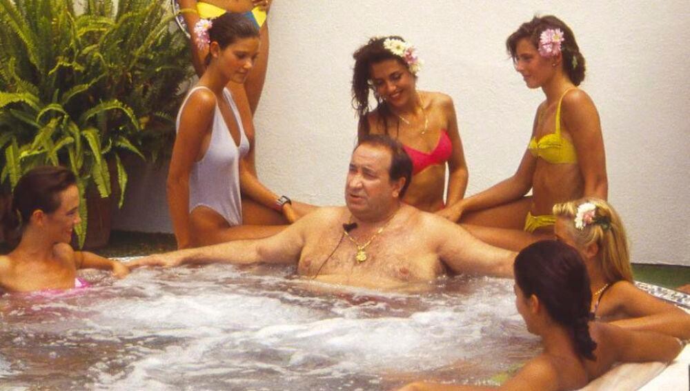 jacuzzis imagenes fotografias historia kitsch bano caliente jesus gil