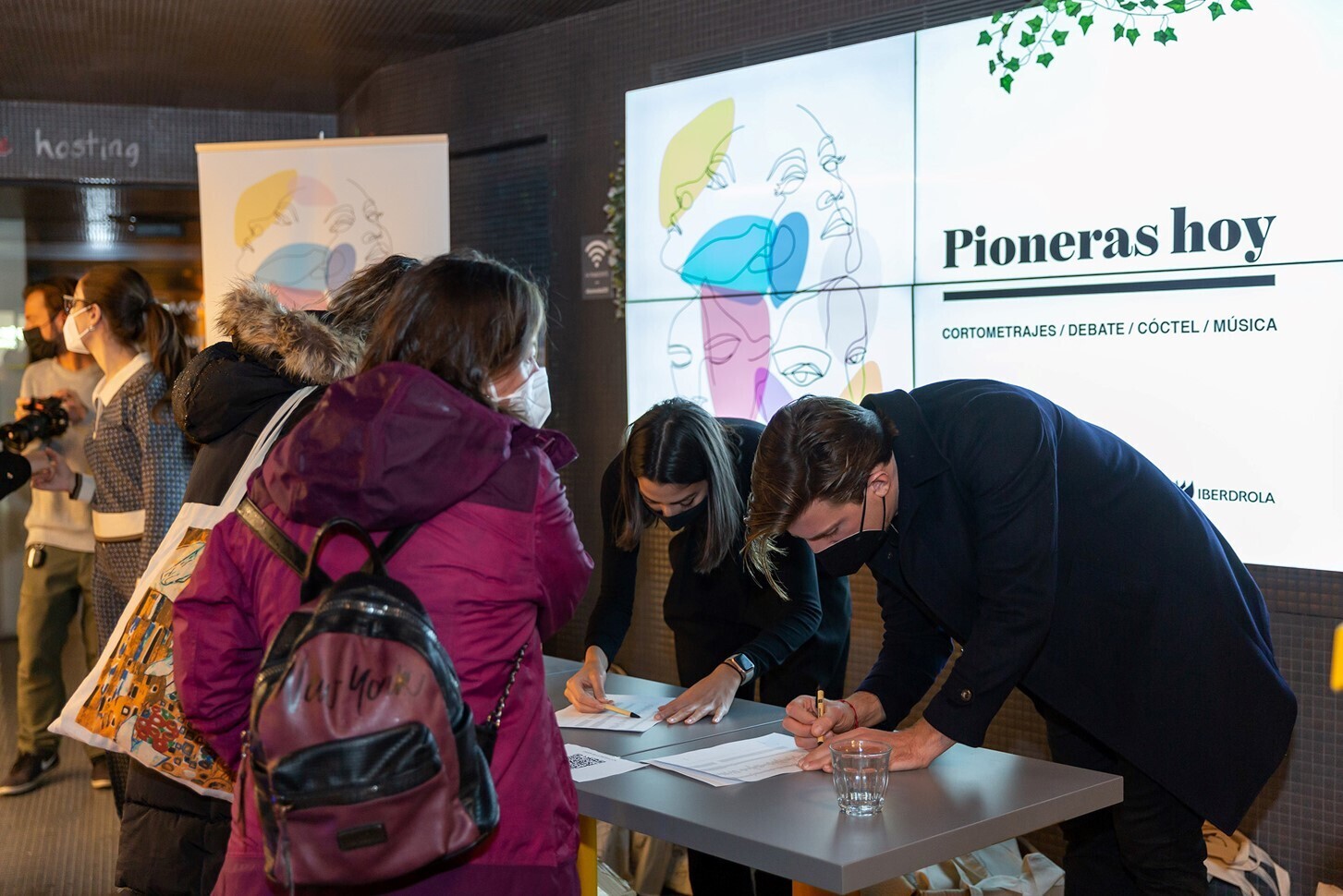 pioneras hoy evento iberdrola ci microcine concurso coloquio entrada