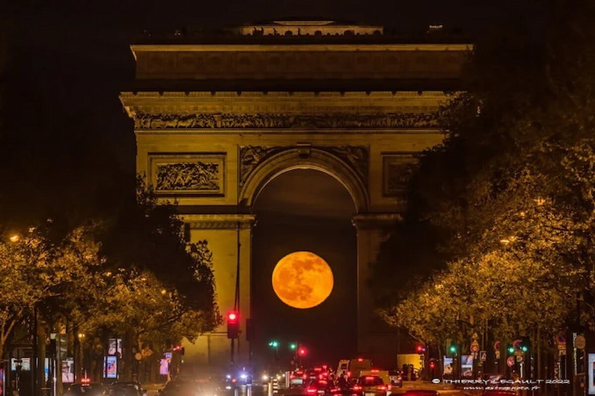 thierry legault fotografia callejera luna paris 1