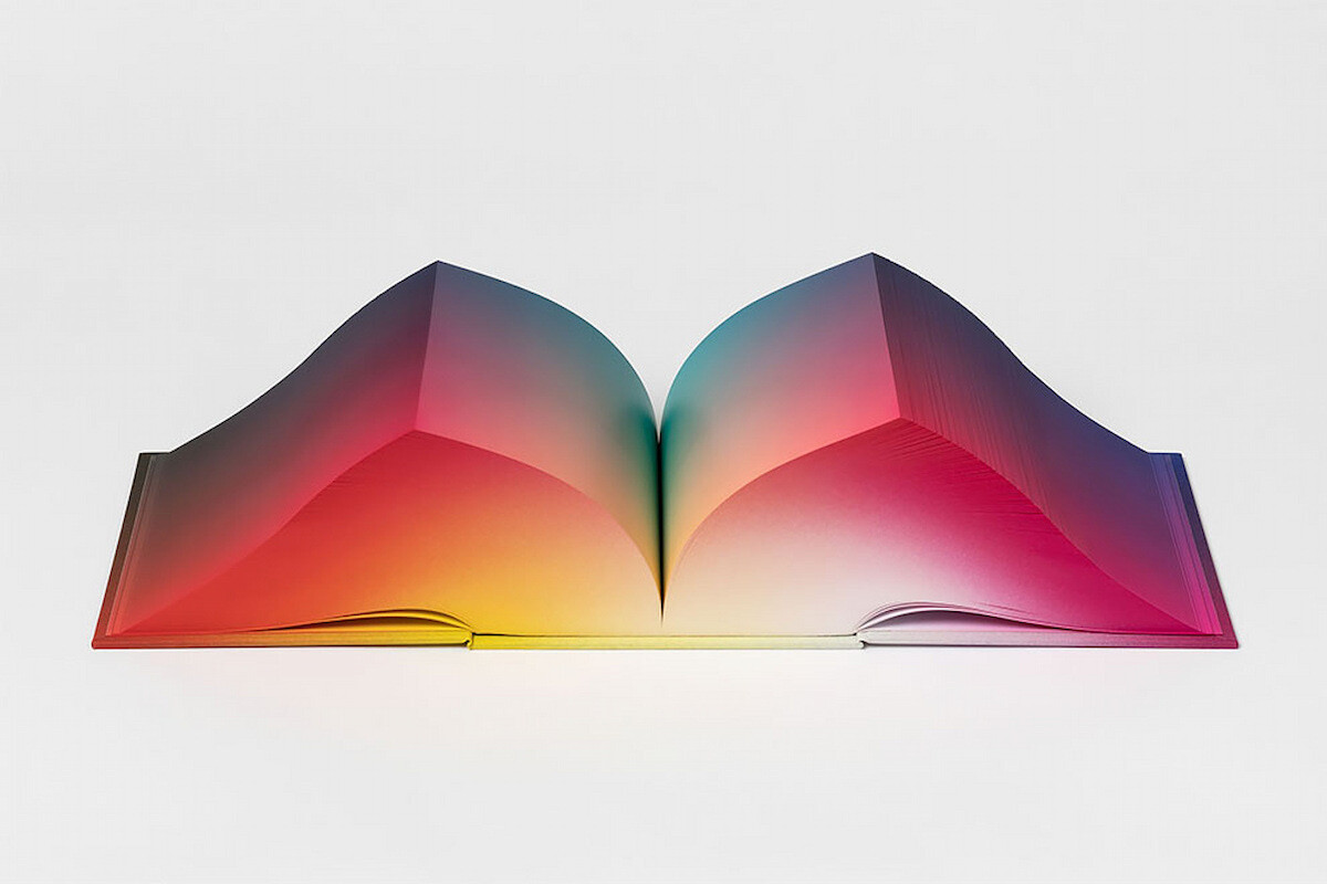 tauba auerbach libro colores curioso 4