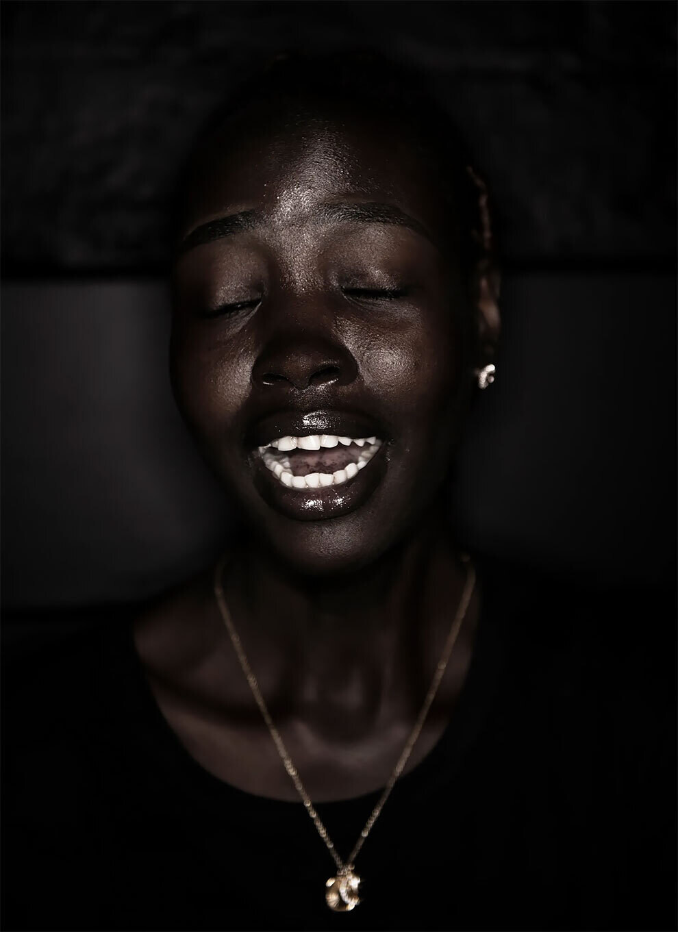 australias national photograpy portrait 2022 imagenes ganadoras fotografia michael wolfe martha singing