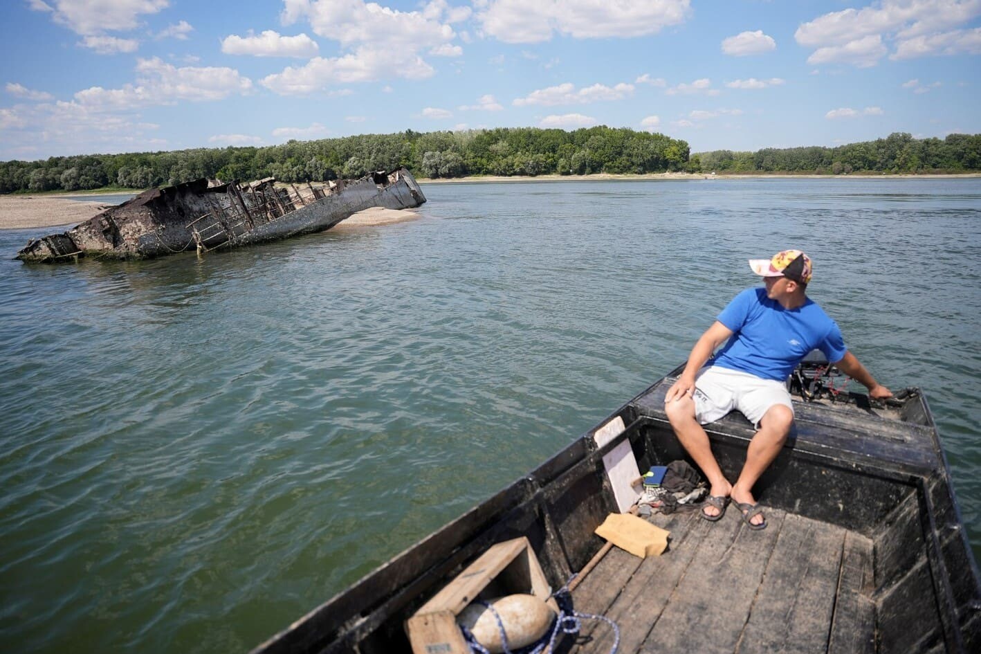 danubio buque guerra segunda guerra mundial bajo nivel mar sequia rio 3 baja