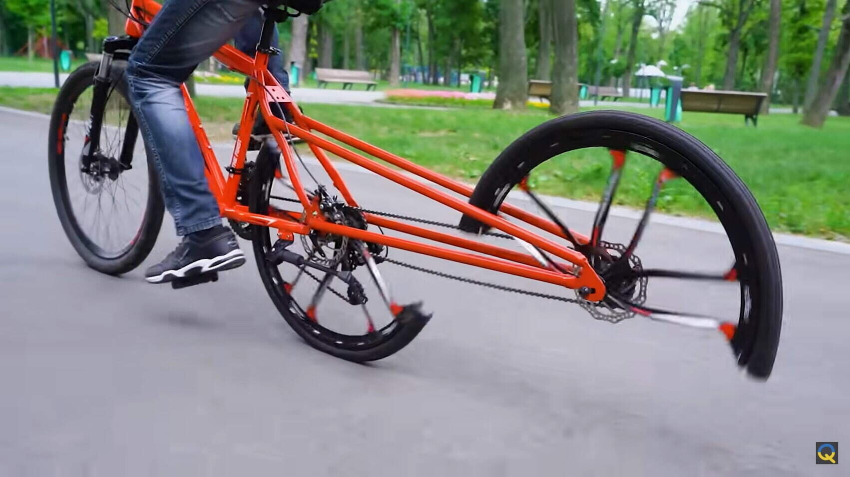 sergii gordieiev the q youtube bicicleta rueda dos mitades matematicas invento 3