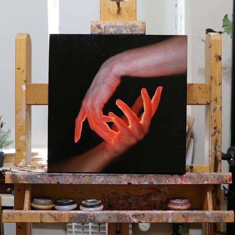zarina situmorang artista cuadros pintora luz manos obra lenguaje no verbal 1