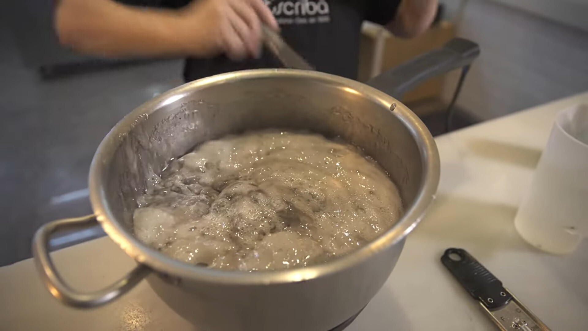 christian escriba lava volcan la palma cumbre vieja comestible dulce solidario mercado chef cocina 2