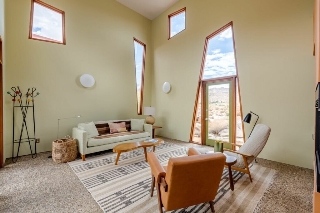 josh schweitzer monument house casas colores desierto joshua tree california abiertas publico arquitectura 17